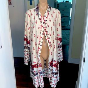 Light & airy Kimono style duster size medium.